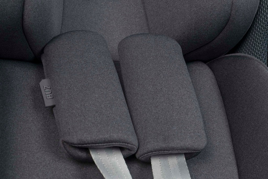 PÖÖRLEV AUTOISTE + ISOFIX ALUS I-SIZE 0-13 KG 0-87 CM