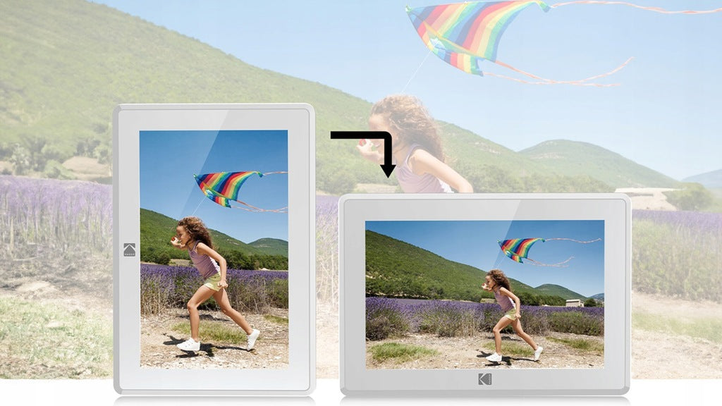 digitāls foto rāmis ar skārienekrānu, fotoattēliem un videoklipiem