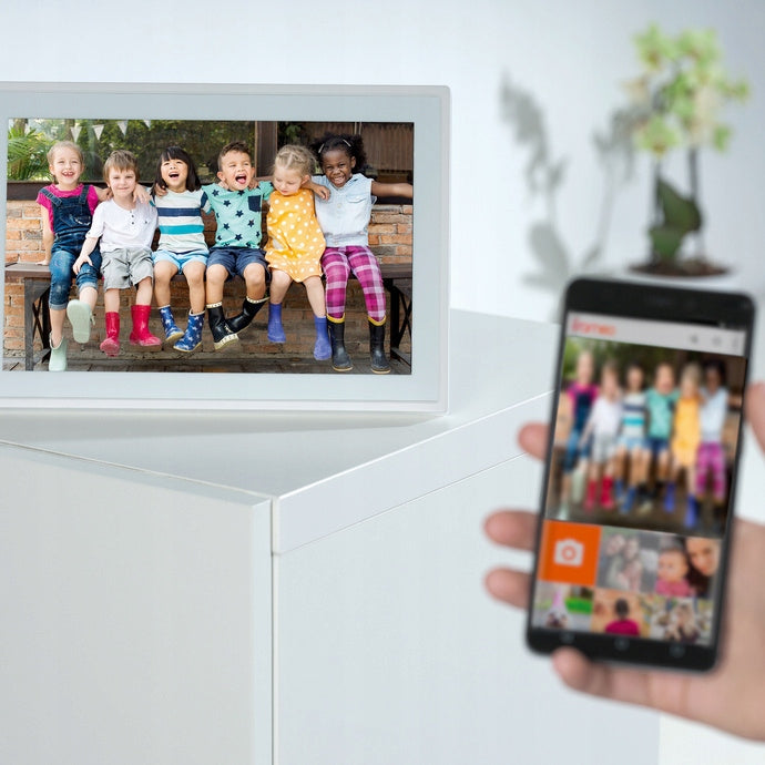 Skaitmeninis nuotraukų rėmelis su FRAMEO 15.6"/1920x1080 IPS/16GB, baltas