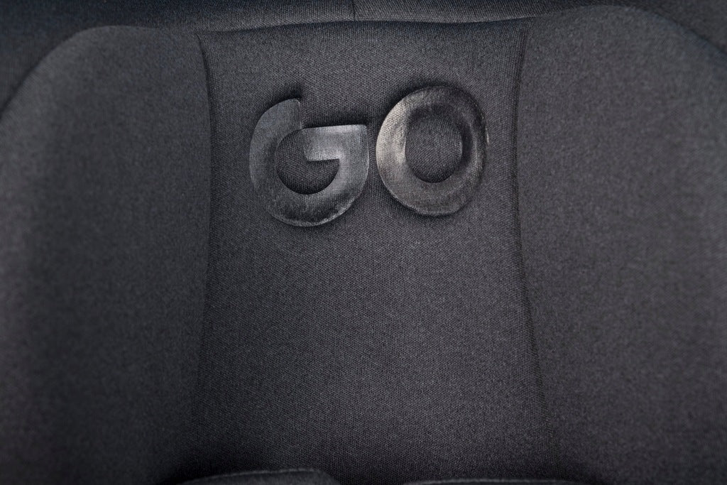 PASUKAMA AUTOMOBILINĖ KĖDUTĖ + ISOFIX PAGRINDAS I-SIZE 0-13 KG 0-87 CM