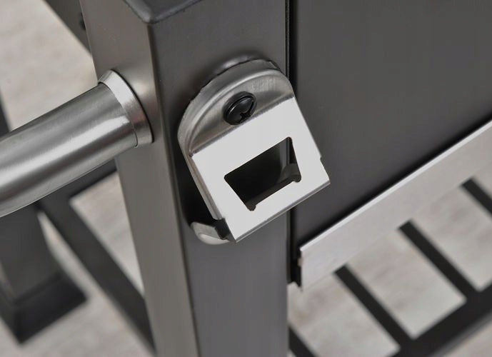 Aiaga söegrill, malmist resti kaaned riiulid